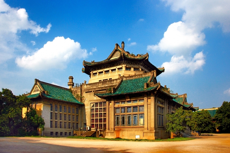 武汉大学图书馆_校园设施
