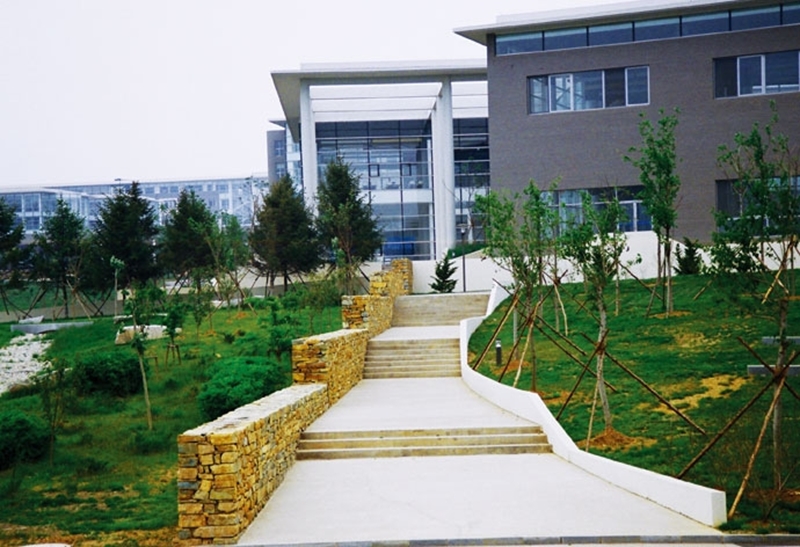 Dalian Medical University 