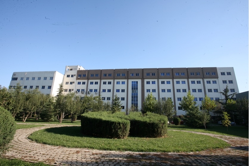 มหาวิทยาลัยในจีน  Tianjin University of Technology and Education