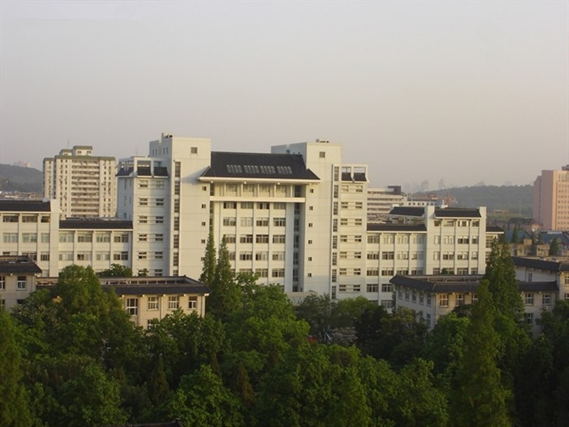 Nanjing Forestry University 