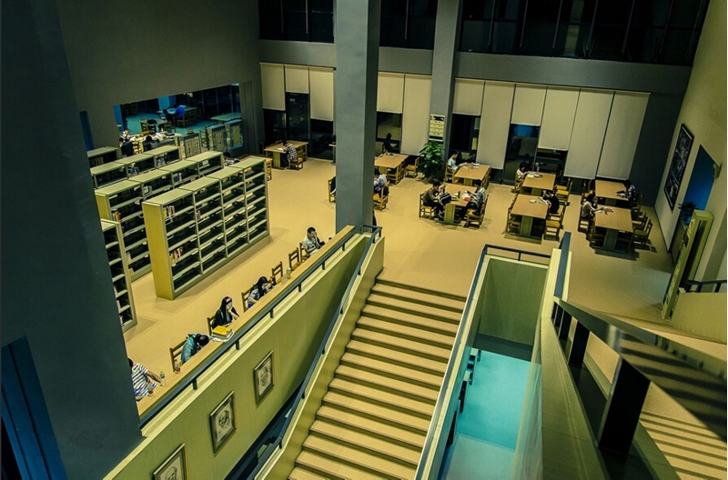 ห้องสมุด Chongqing University ofTechnology