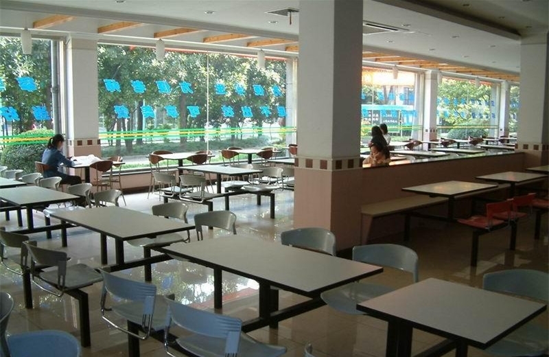 โรงอาหาร  University of Shanghai for Science and Technology