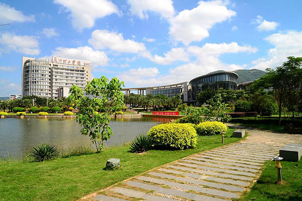  Xiamen University of Technology 