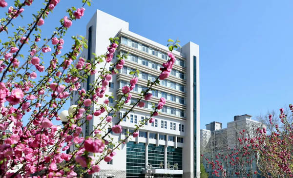 ครัน  Beijing Information Science and  Technology University ทุน