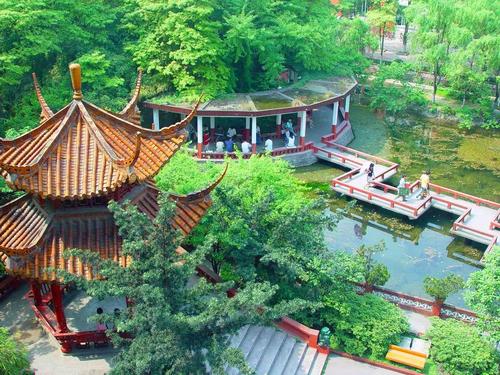 มหาวิทยาลัยในจีน  Xihua University 西华大学