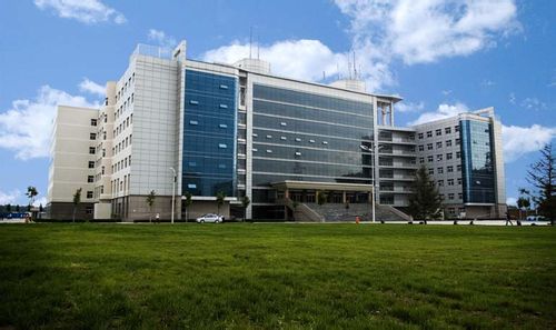 Shanxi University of Finance and Economics 山西财经大学