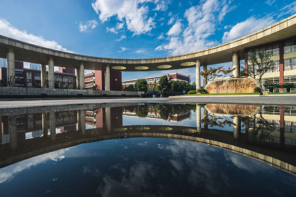 มหาวิทยาลัยในจีน：Zhejiang University of Technology 