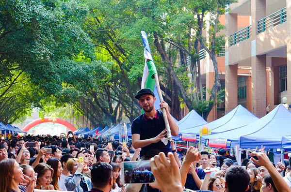 มหาวิทยาลัยในจีน：Guangdong University of Foreign Studies 广东外语外贸大学