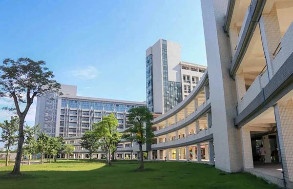 มหาวิทยาลัยในจีน：Guangdong Pharmaceutical University 广东药科大学