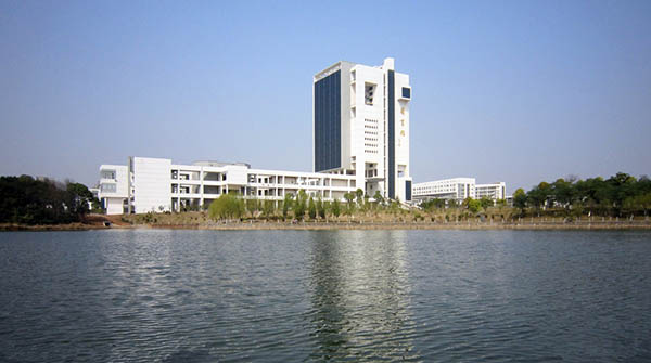  Nanchang University,