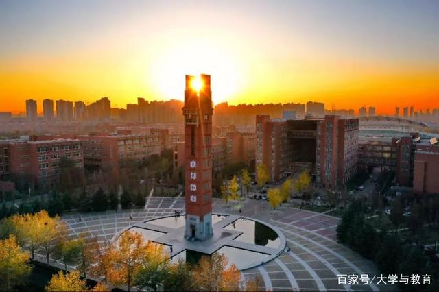 Zhengzhou University 郑州大学