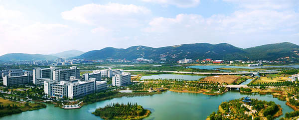 Jiangnan University 江南大学
