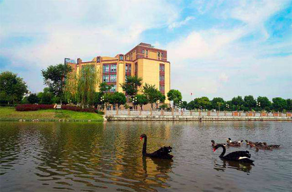 มหาวิทยาลัยอุตสาหกรรมเครื่องกลไฟฟ้าเซี่ยงไฮ้ Shanghai Dianji University