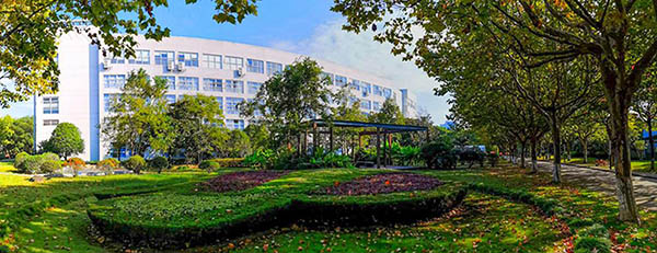 มหาวิทยาลัยโพลีเทคนิคเซี่ยงไฮ้ Shanghai Polytechnical University 