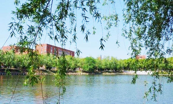 มหาวิทยาลัยหว่านซี West Anhui University 