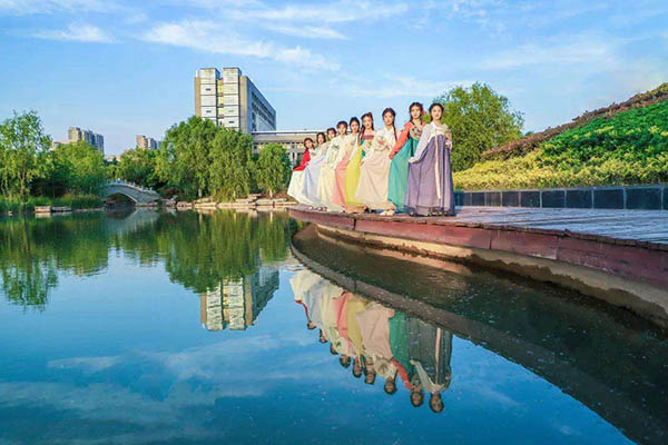 Xuzhou University of Technology มหาวิทยาลัยเทคโนโลยีซูโจว